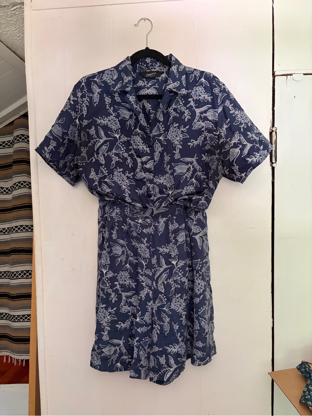 Vintage 90s/Y2K Options Melrose 100% silk button down shirt and shorts set